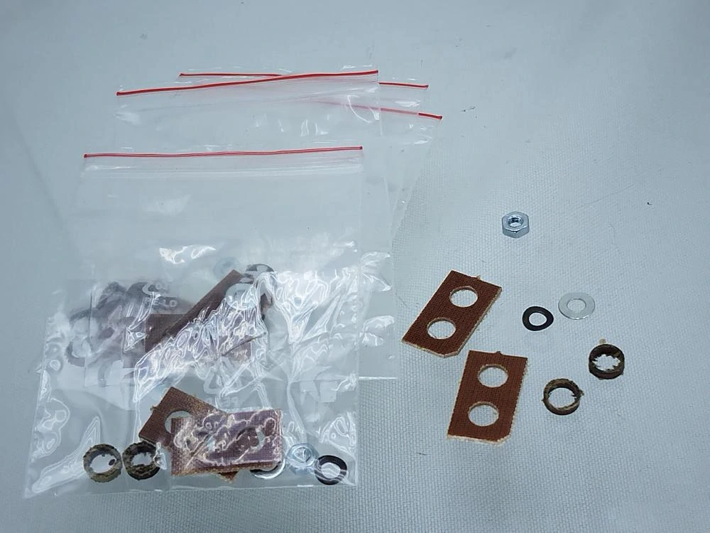 Izolace pevného kontaktu přerušovače ČZ 125,BOSCH